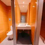 double-room-bathroom