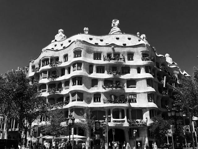 viajar de forma económica a Barcelona