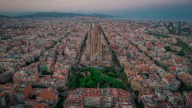 viajar forma económica Barcelona