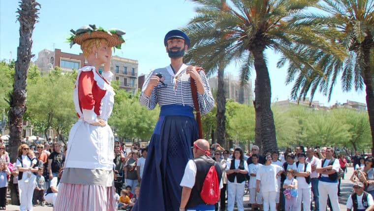 Fiestas de primavera en la Barceloneta en Barcelona en mayo.